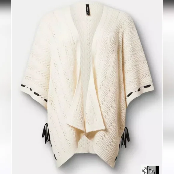 NWOT Torrid Cream Open-Knit Poncho with Black Contrast Trim - Picture 2 of 4